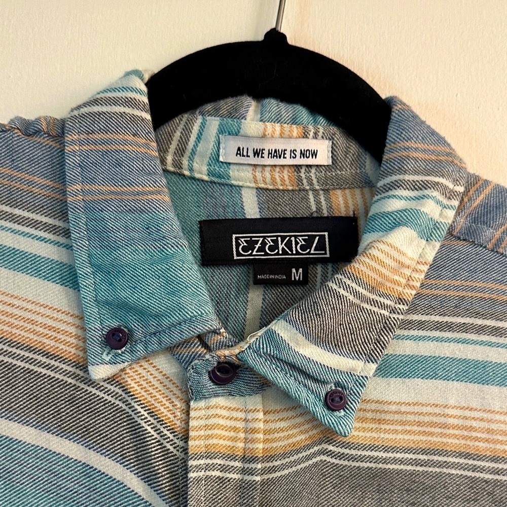 Surfer Button Down Shirt - Picture 3 of 3